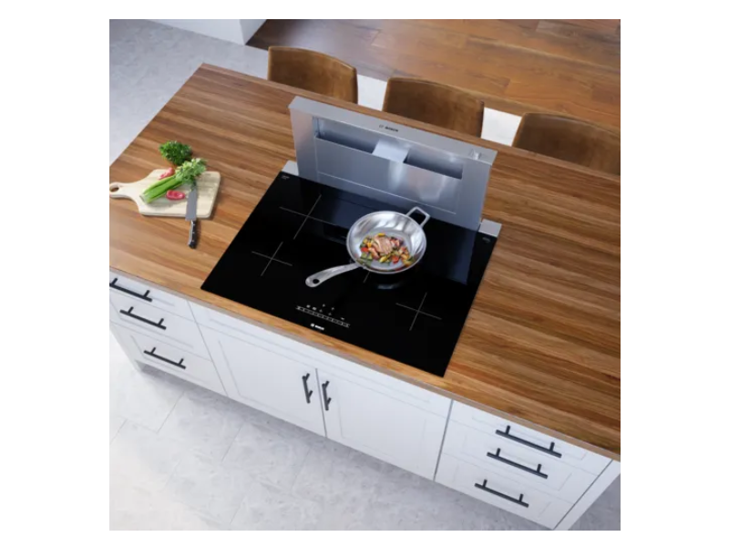 30" Bosch 500 Series Induction Cooktop in Black Surface Mount Without Frame - NIT5060UC