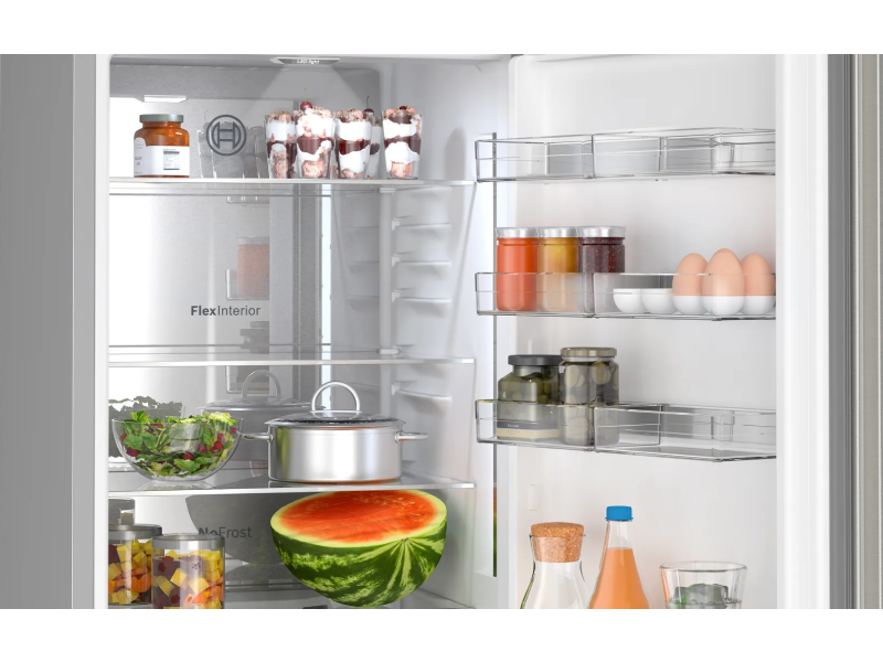 24" Bosch 500 Series Freestanding Bottom Freezer Refrigerator in Stainless Steel - B24CB50ESS