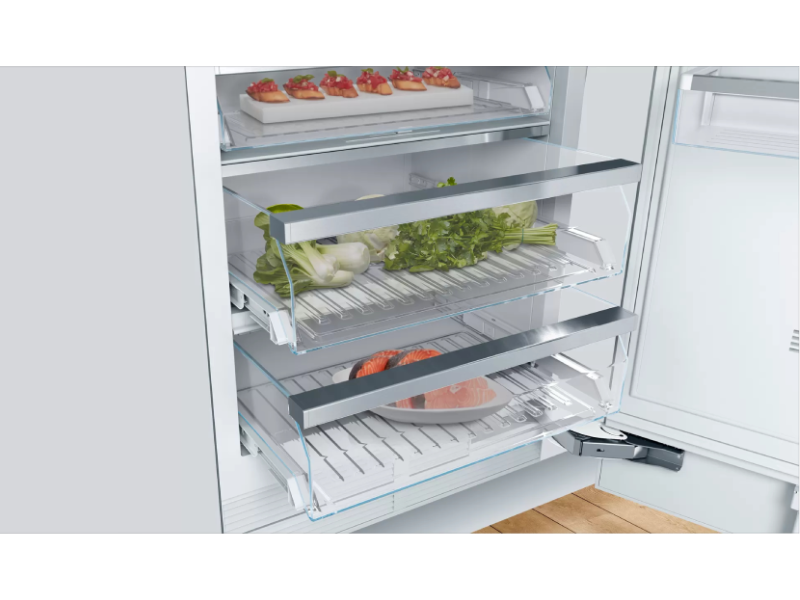 30" Bosch Benchmark Series Built-In Single Door Refrigerator - B30IR905SP