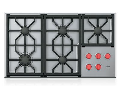 36" Wolf Professional Gas Cooktop With 5 Burners - CG365P/S