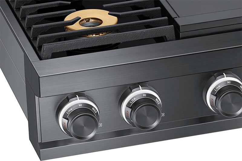 36" Natural Gas Rangetop With Griddle - BURLINGTON SHOWROOM MODEL