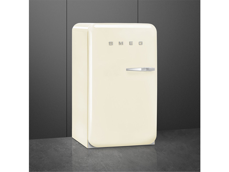 22" SMEG 50's Retro-style Freestanding Compact Refrigerator - FAB10ULCR3