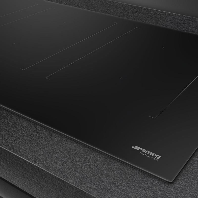 36" SMEG Universal Induction Cooktop in Black - SIMU336D
