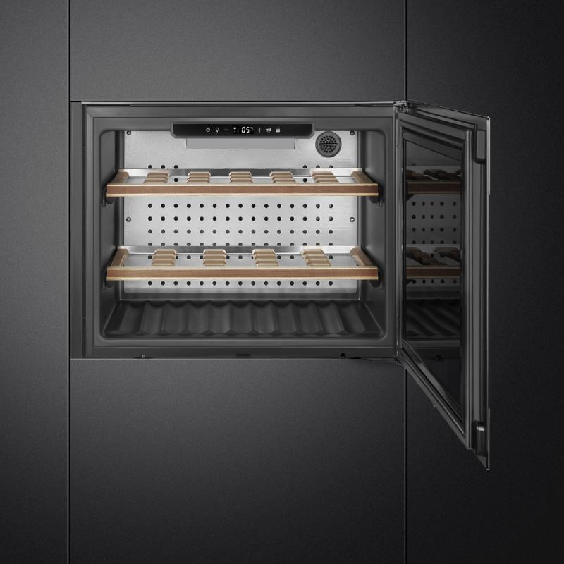 24" SMEG Classic Right Hinge Built-in Wine Cooler in Stainless Steel - CVIU321X1