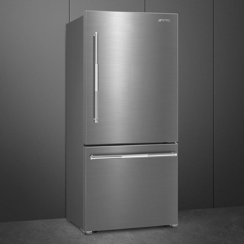 30" SMEG Bottom Mount Freestanding Refrigerator - BM30URXI