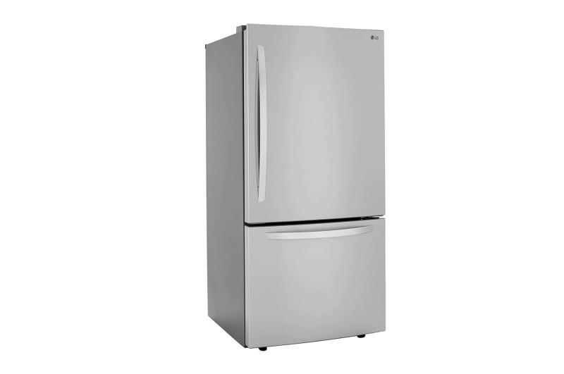 33'' LG 26 Cu. Ft. Bottom Freezer Drawer Refrigerator with Ice Maker - LRDCS2603S