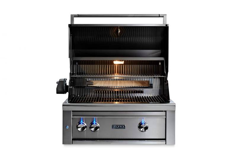 30" Lynx Built In Liquid Propane Grill With All Ceramic Burners And Rotisserie - L30R-3-DSLP