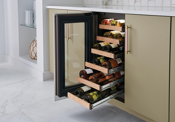 15" SubZero Designer High Altitude Right Hinge Undercounter Wine Storage - DEU1550WA/R