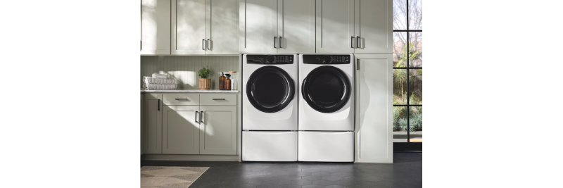 27" Electrolux 5.2 Cu. Ft. I.E.C Front Load Perfect Steam Washer - ELFW7738MW