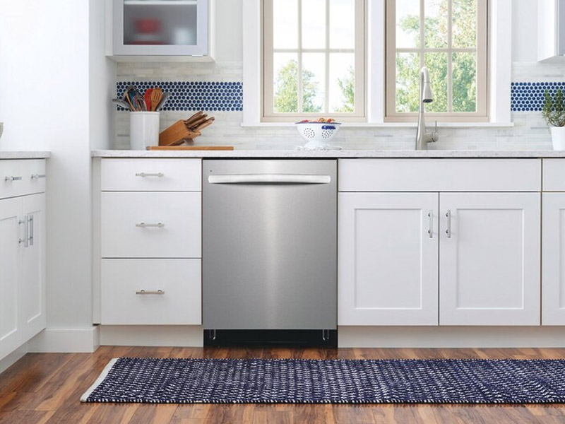 24" Frigidaire Dishwasher in Stainless Steel - FDSH4502BF