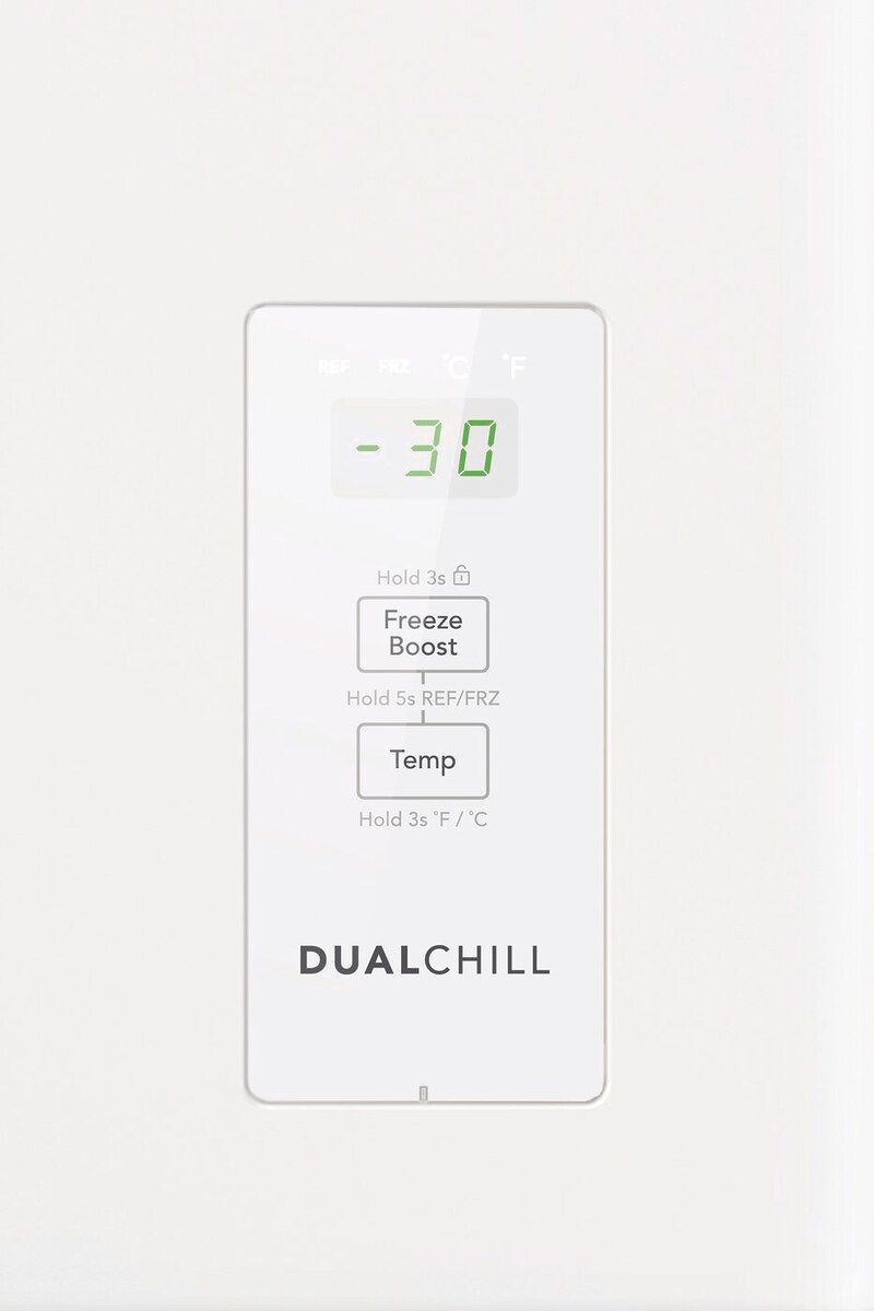 30" Frigidaire 7.0 Cu. Ft. Convertible Garage Ready Chest Freezer - FFCS0762AW