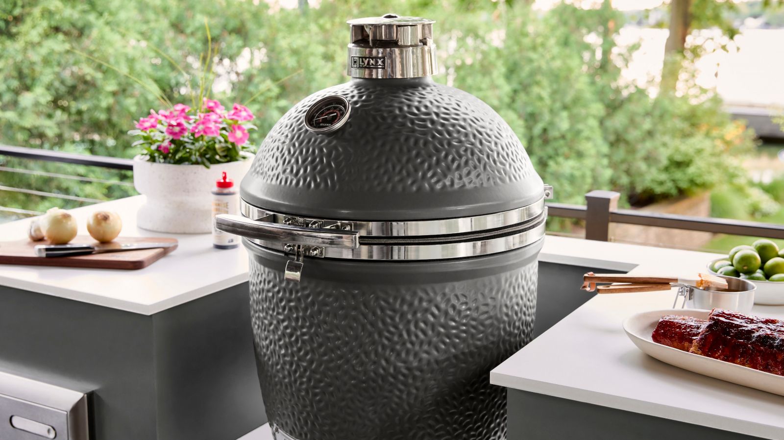 18" Lynx Kamado Ceramic Charcoal Grill With Rotisserie - LCGRMG