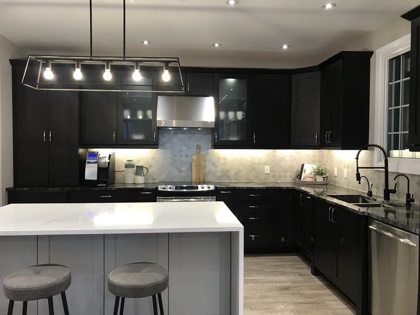 36" Cyclone Pro Collection Undermount Range Hood In Matte Black - PTB8836MB