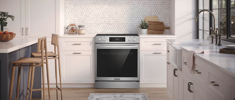 30" Frigidaire Gallery Electric Range with Stone-Baked Pizza - GCFE307CBF