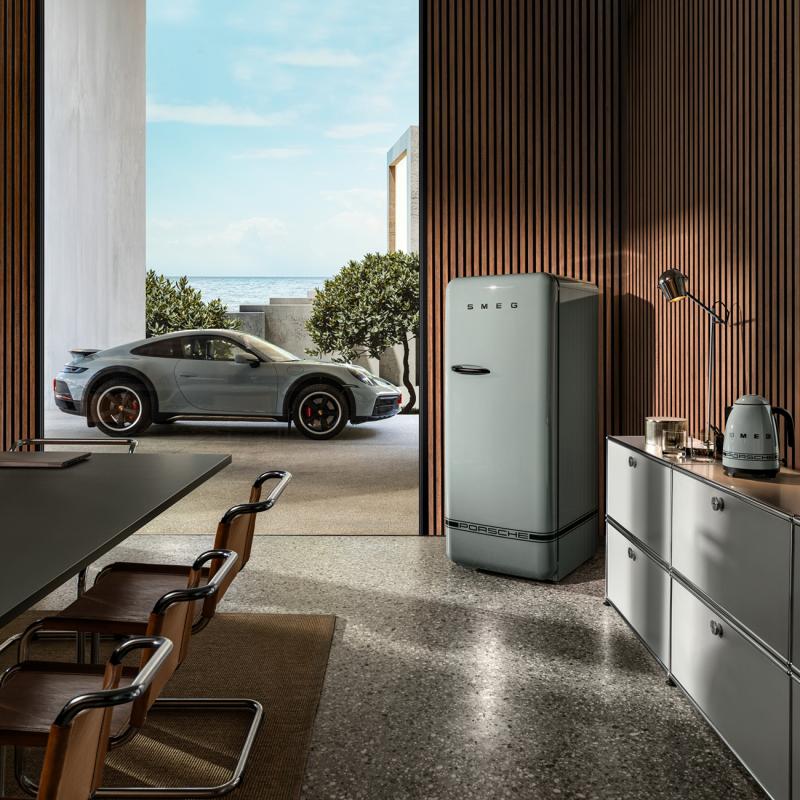 24" SMEG Freestanding One Door Refrigerator - FAB28URDPSG6