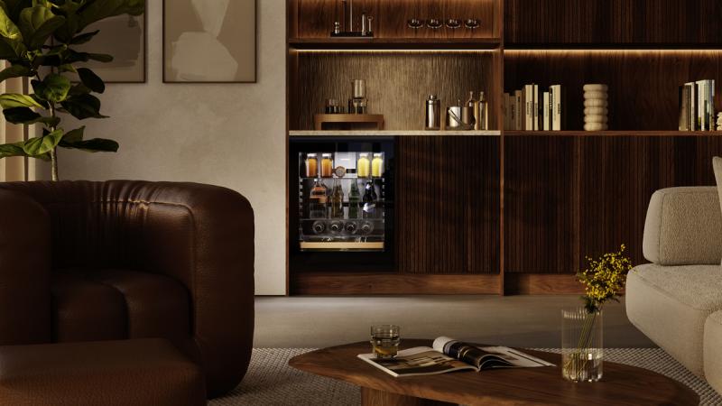 24" Liebherr Fully Integrated Under Counter Beverage Refrigerator - UBCgb3730