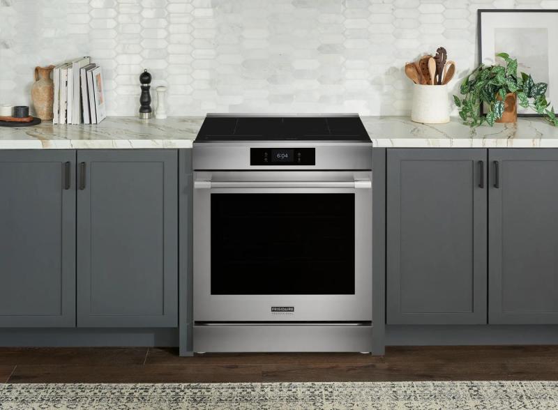 30" Frigidaire Professional Induction Range with Stone-Baked Pizza - PCFIC085BF