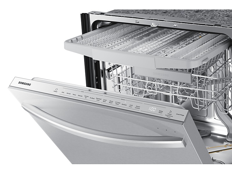 24" Samsung 44 dBA Smart Dishwasher with Stormwash+ - DW80B6061US/AA