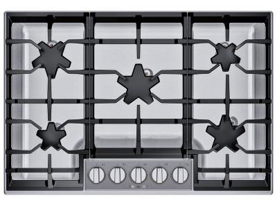 30" Thermador 5 Burner Gas Cooktop - SGSXP305TS