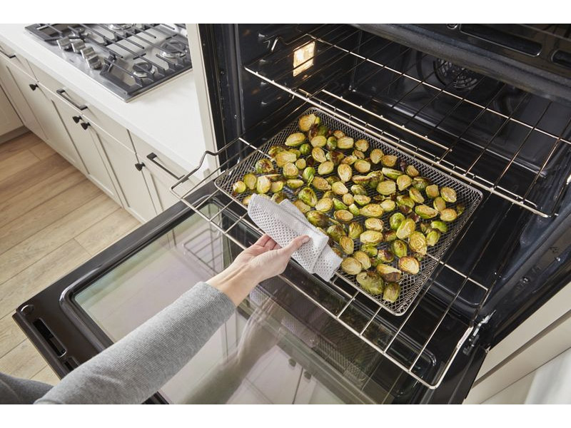 27" Whirlpool 4.3 Cu. Ft. Single Smart Wall Oven with Air Fry - WOES7027PZ