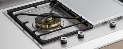 36" Bertazzoni Professional Series Segmented Gas Cooktop with 3 Sealed Burners - PM3630GX