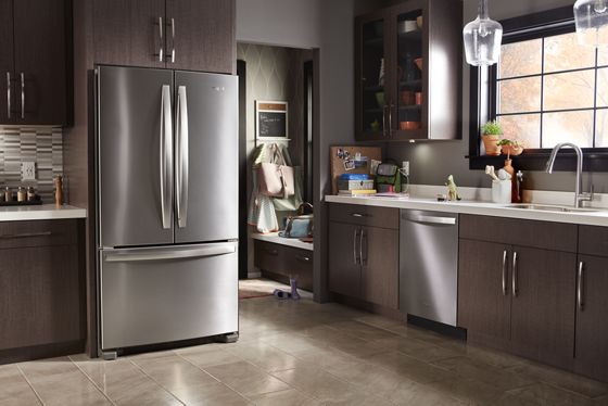 36" Whirlpool 25 Cu. Ft. French Door Refrigerator with Water Dispenser - WRF535SWHZ