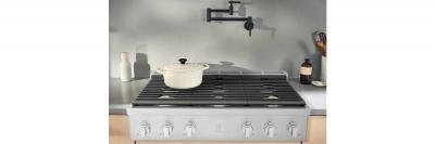 36" Electrolux Rangetop with 6 Sealed Burners in Stainless Steel - ECCG3672AS