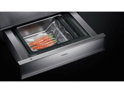 24" Gaggenau 400 Series Vacuuming Drawer in Stainless Steel - DV461710