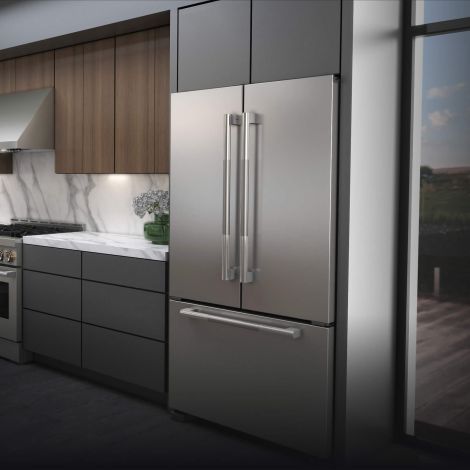 Full Size Refrigerators